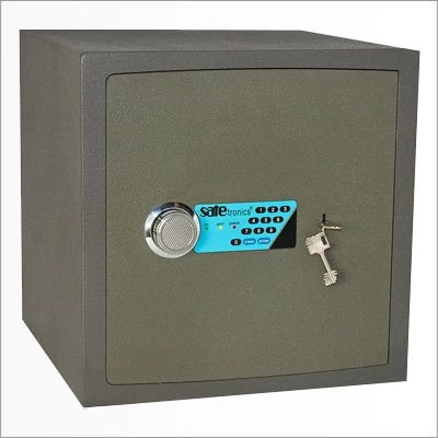 Взломостойкий сейф Safetronics NTR-39EMs